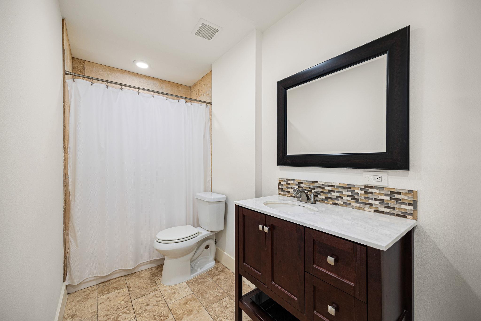 5820 Berkman Dr # 119, Austin, TX 78723