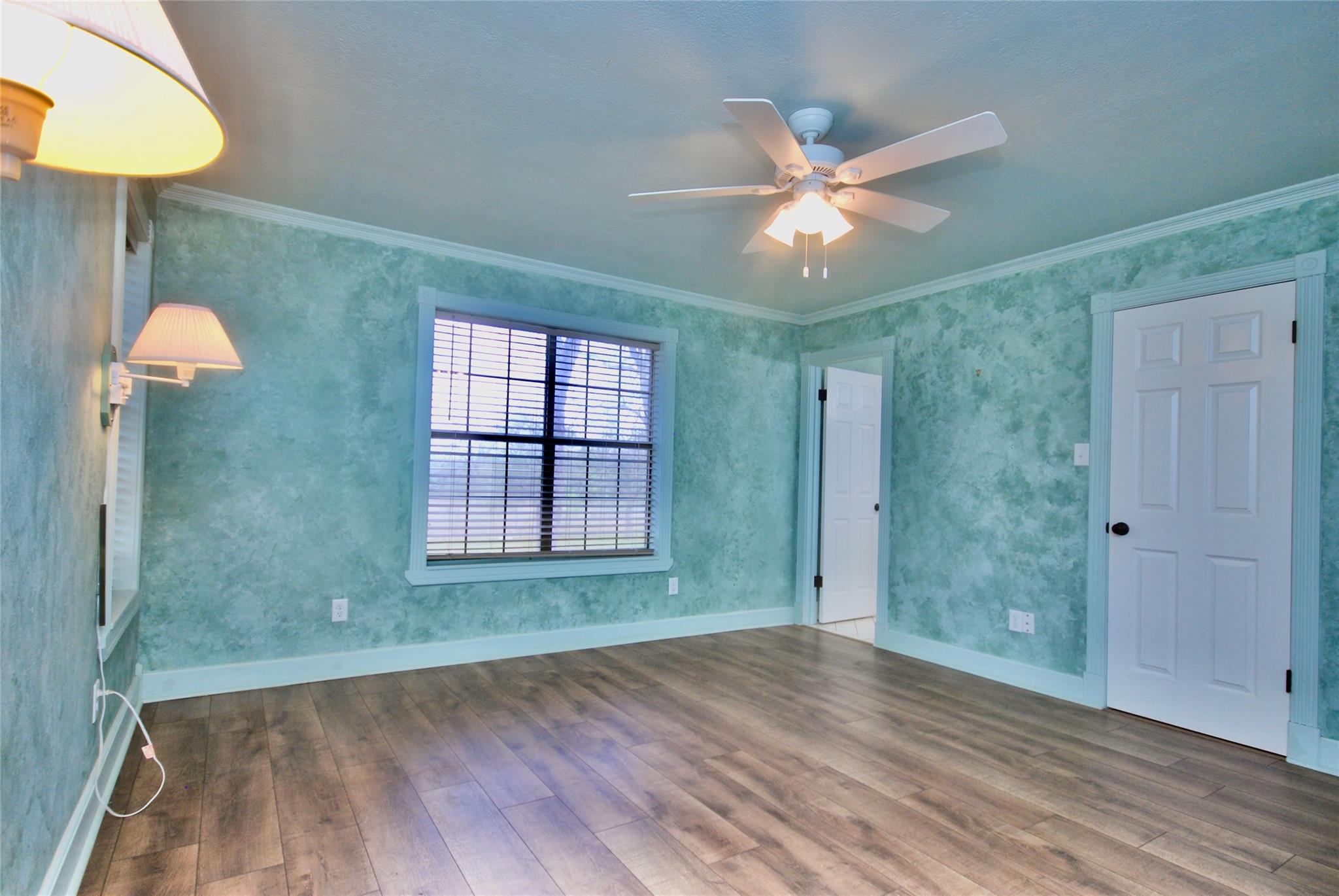 6911 Fm 532, Gonzales, TX 78629