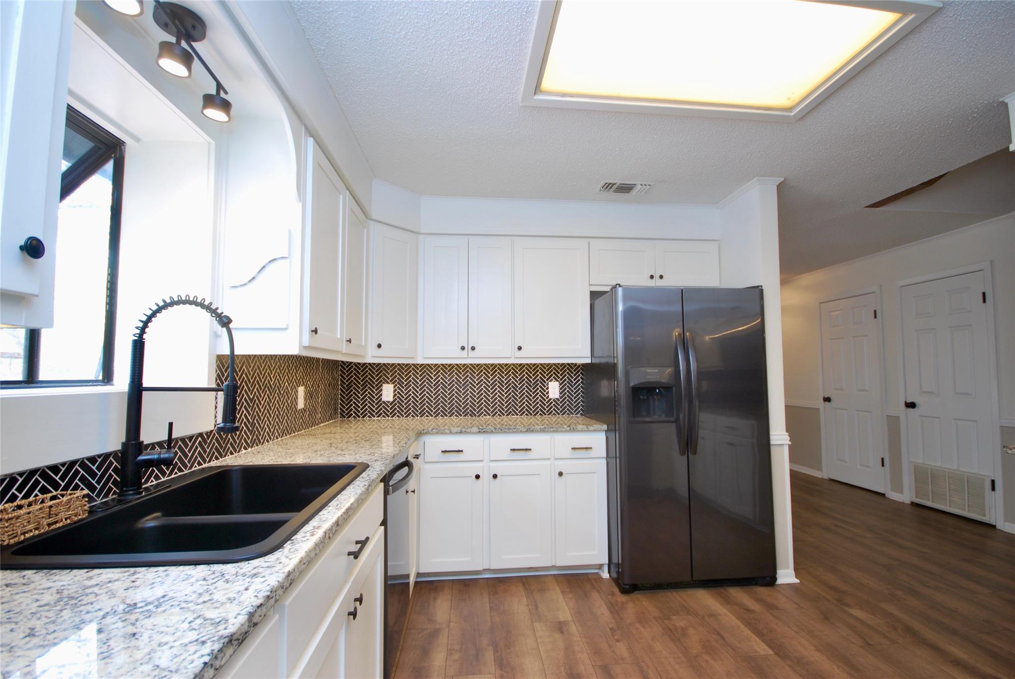 6911 Fm 532, Gonzales, TX 78629