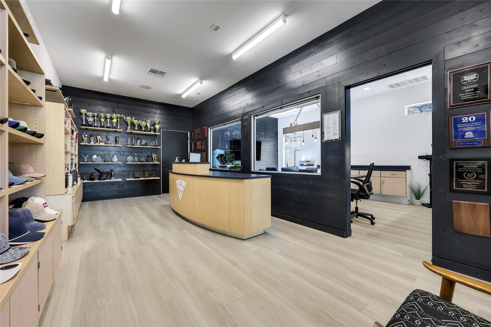 2000 Windy Ter # 21A, Cedar Park, TX 78613