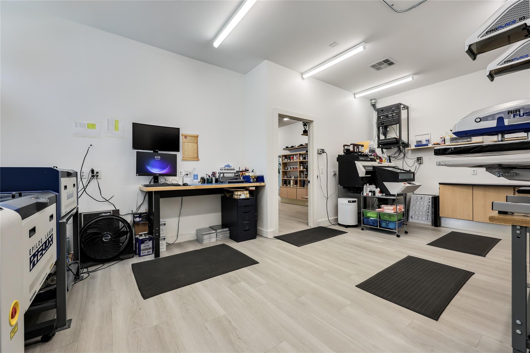 2000 Windy Ter # 21A, Cedar Park, TX 78613