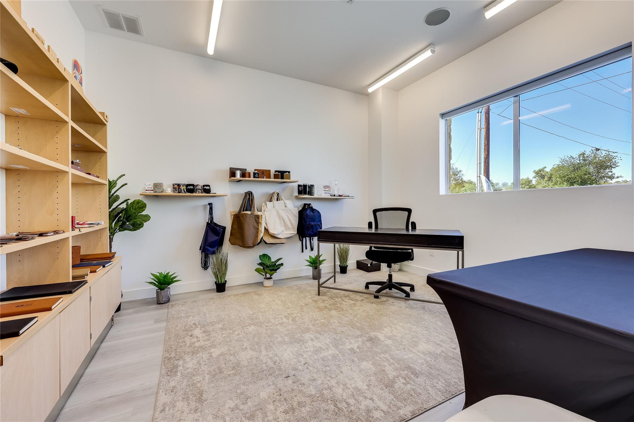 2000 Windy Ter # 21A, Cedar Park, TX 78613