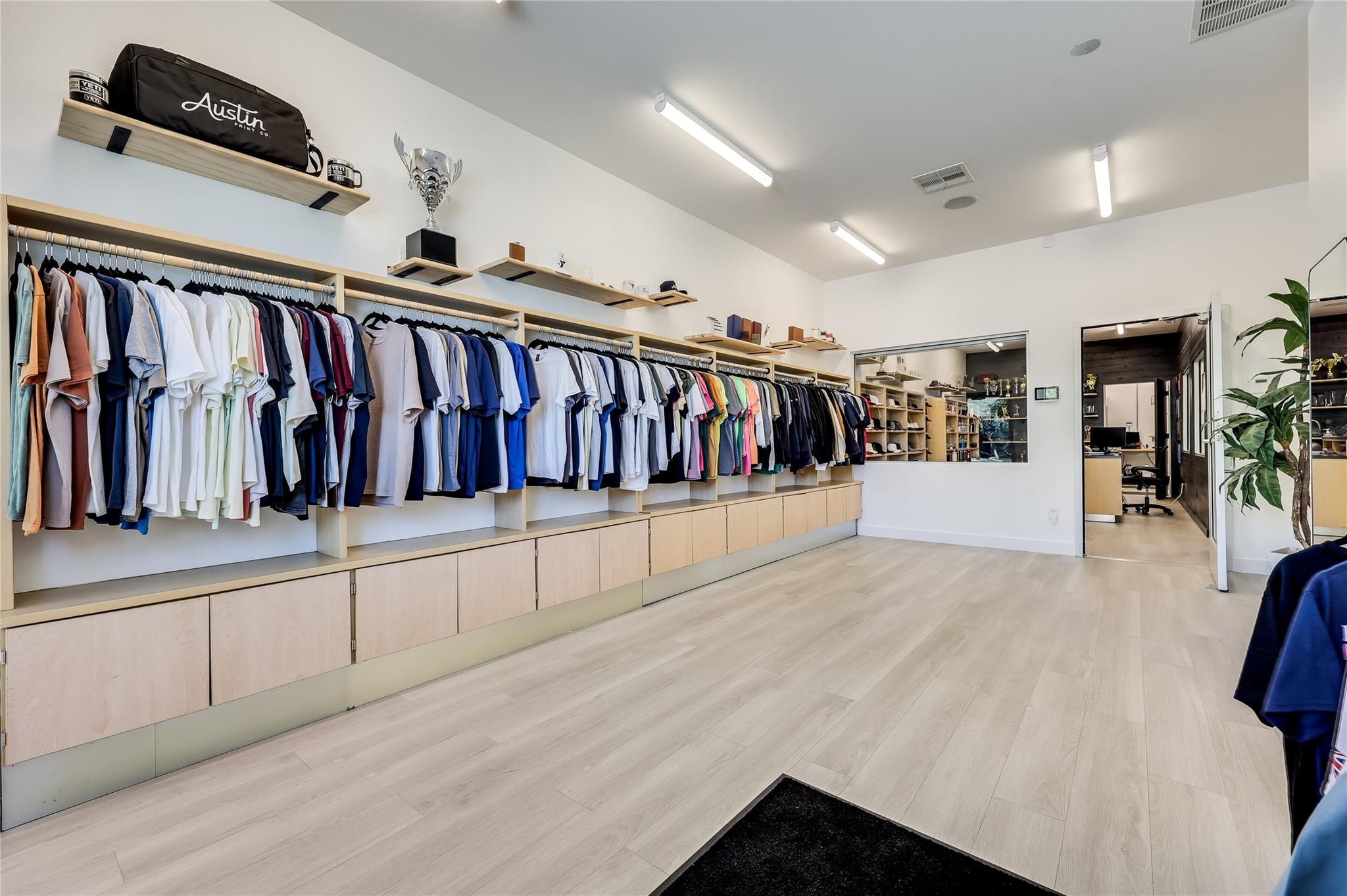 2000 Windy Ter # 21A, Cedar Park, TX 78613