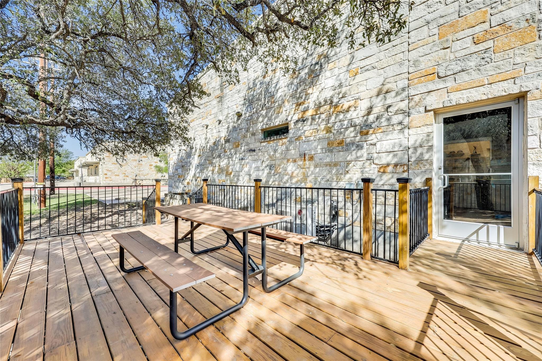 2000 Windy Ter # 21A, Cedar Park, TX 78613