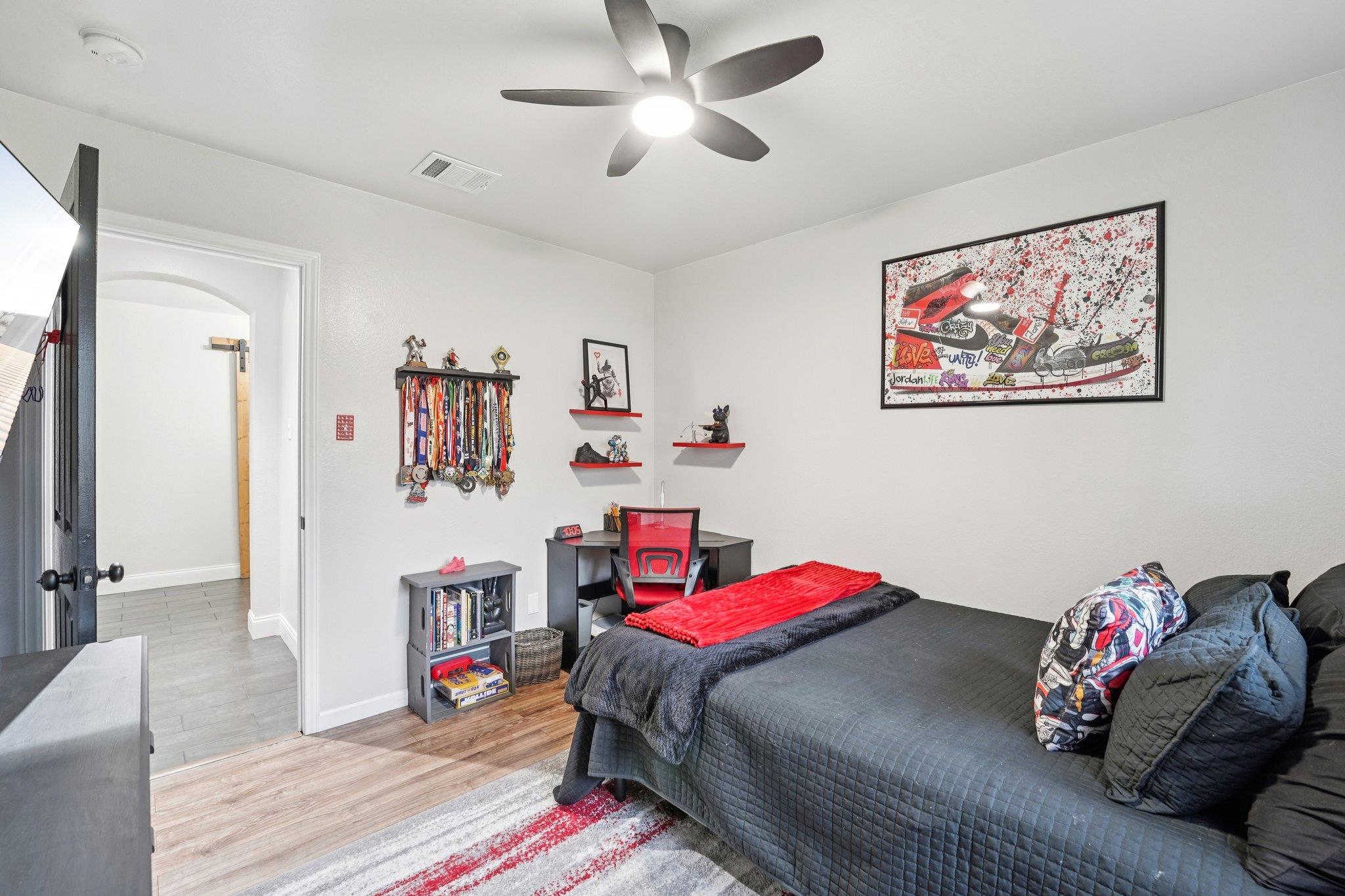 124 Waterlily Way, Hutto, TX 78634