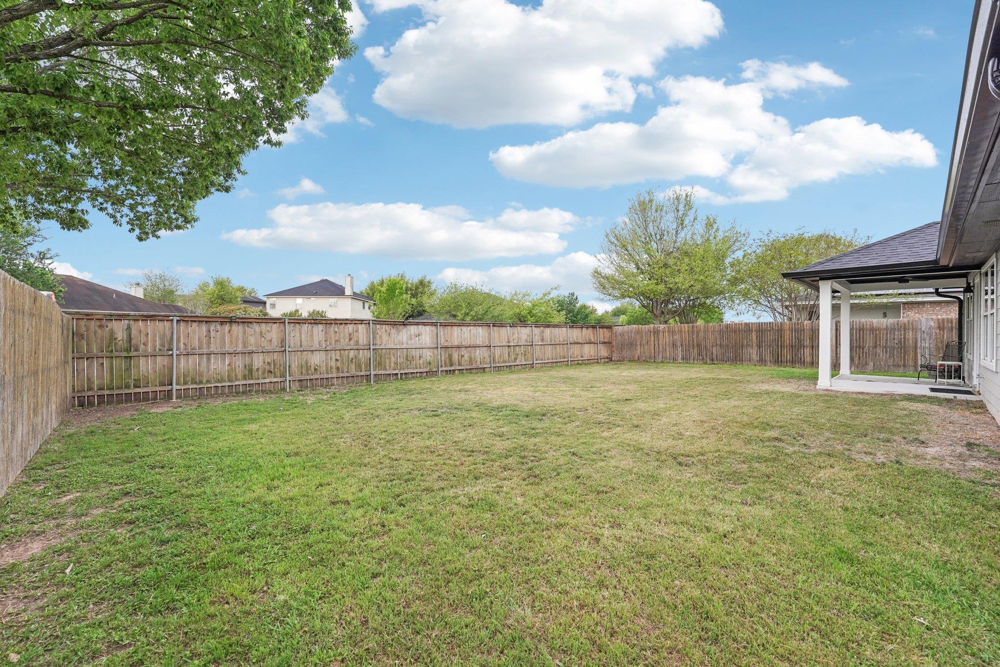124 Waterlily Way, Hutto, TX 78634