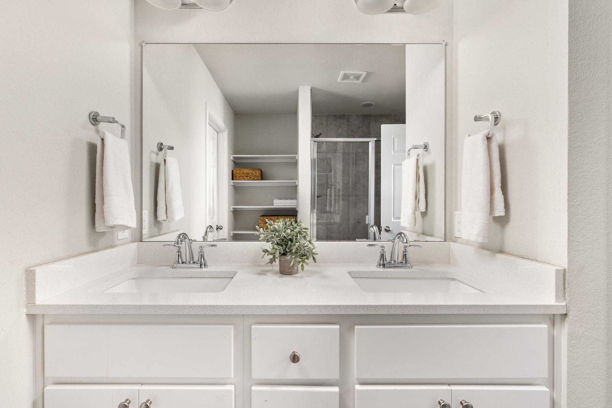 4701 Star Jasmine Dr # 105, Austin, TX 78723