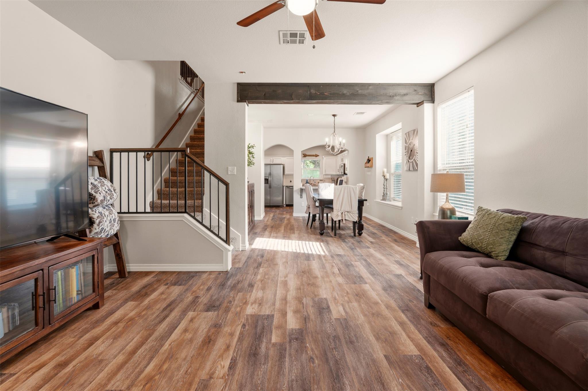 913 Bogart Rd, Cedar Park, TX 78613