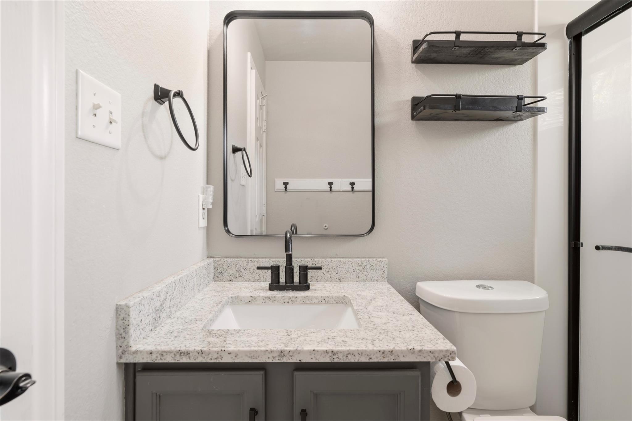 913 Bogart Rd, Cedar Park, TX 78613