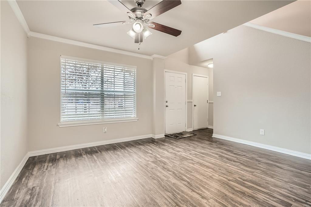 612 Copper Ct, Jarrell, TX 76537