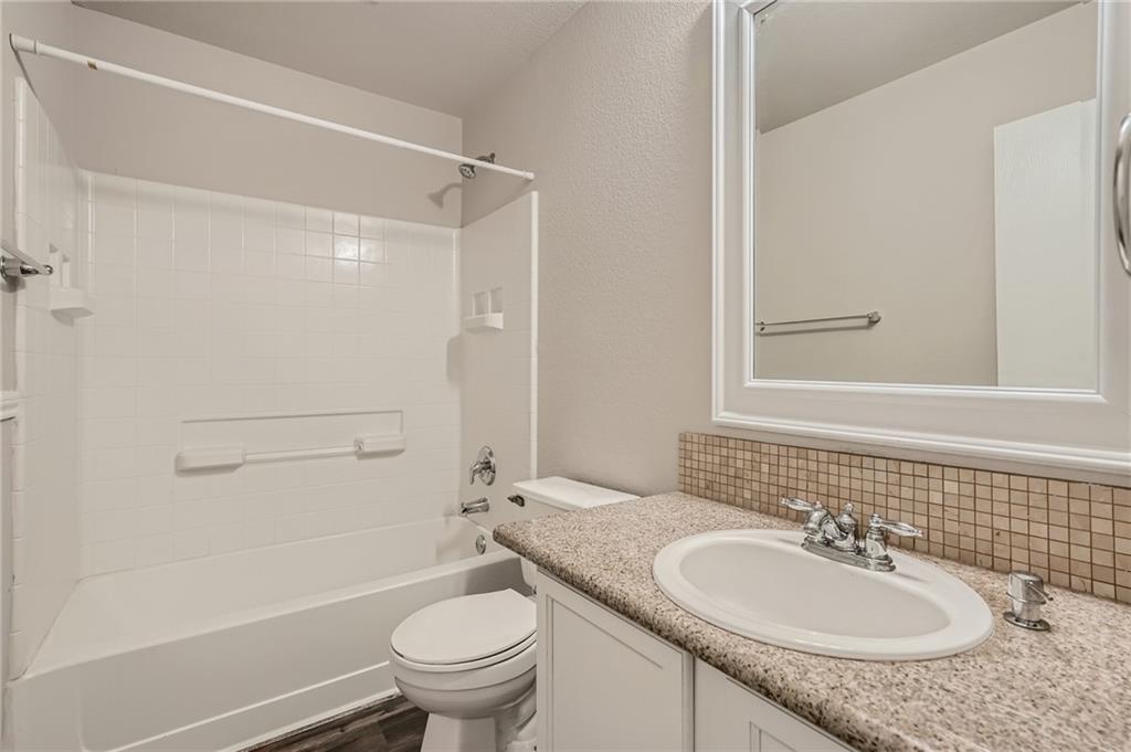 612 Copper Ct, Jarrell, TX 76537