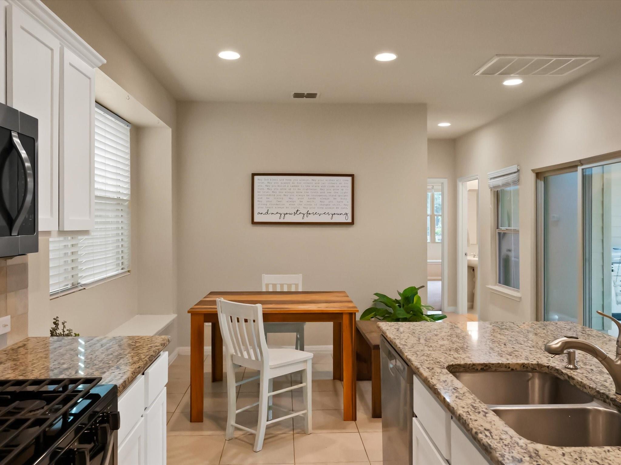 535 Stampede Rd, San Marcos, TX 78666