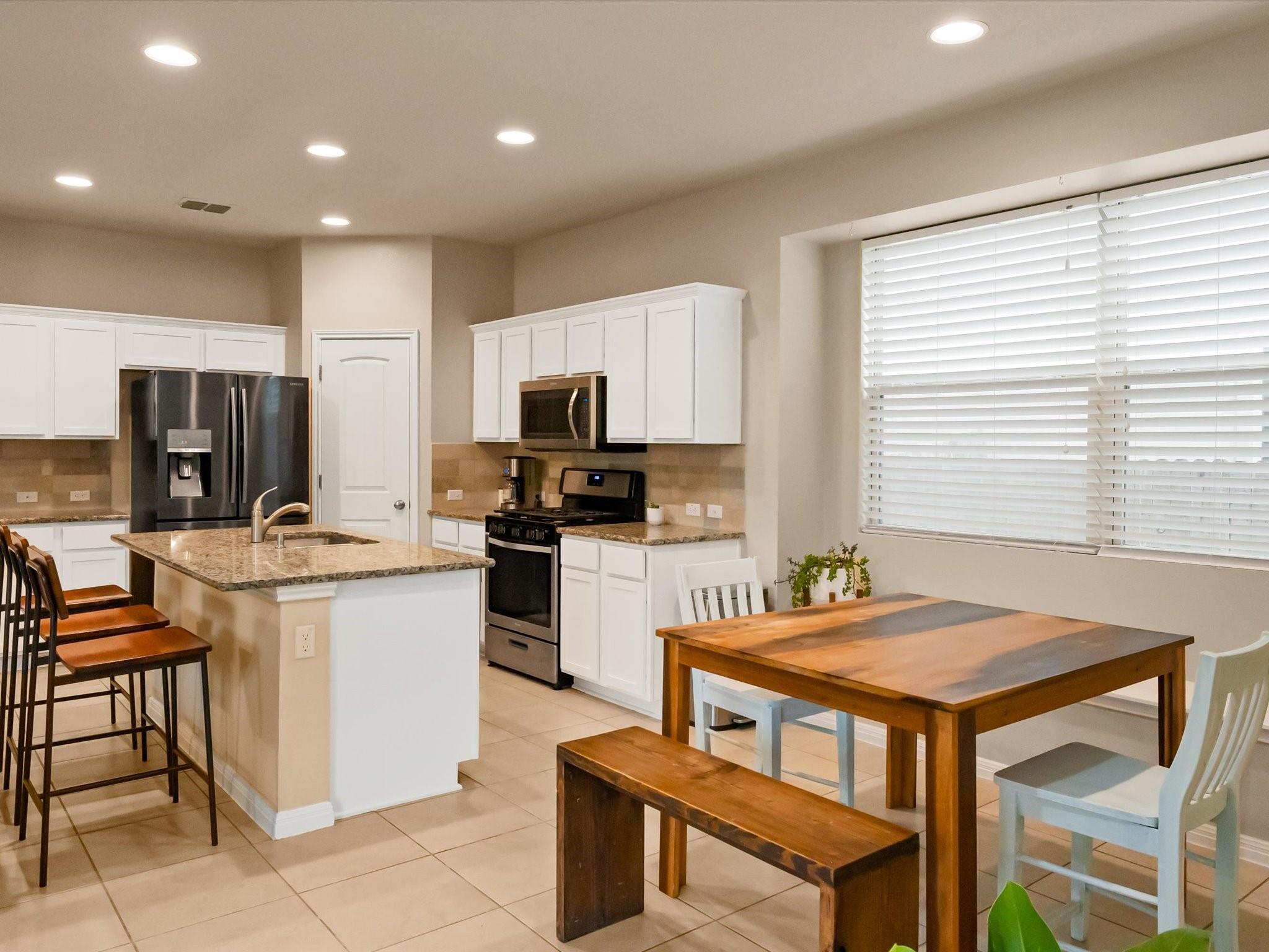 535 Stampede Rd, San Marcos, TX 78666