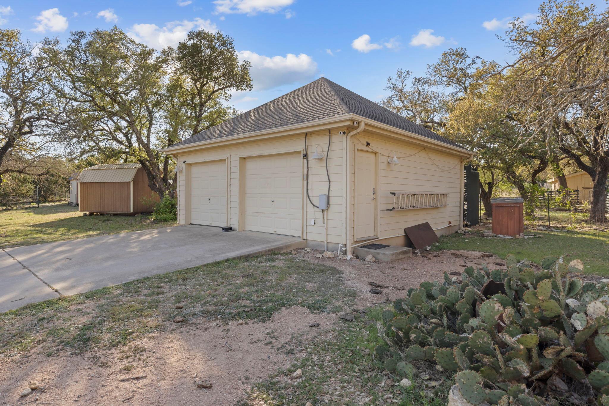 375 Branch Creek Trl, Liberty Hill, TX 78642