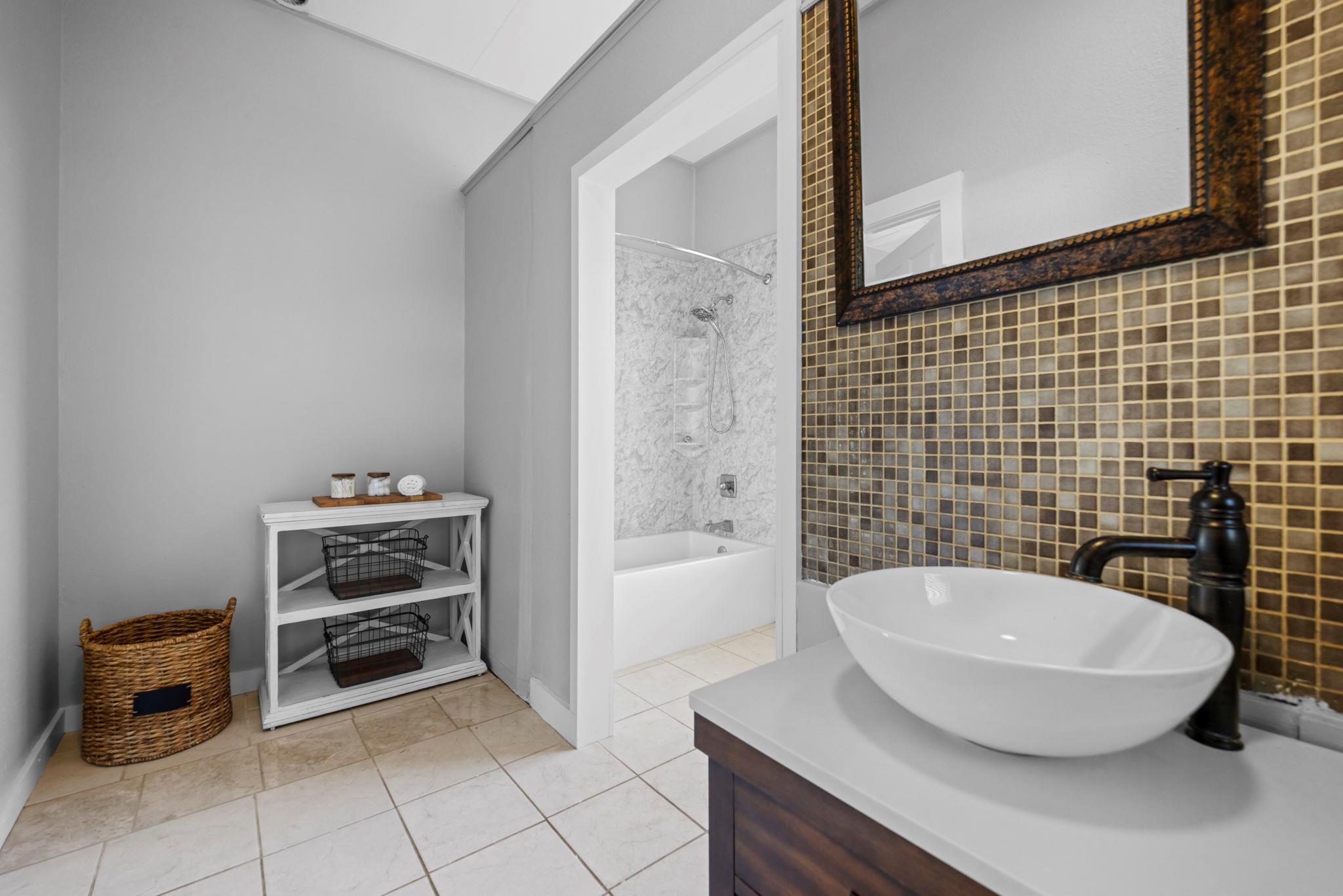 375 Branch Creek Trl, Liberty Hill, TX 78642