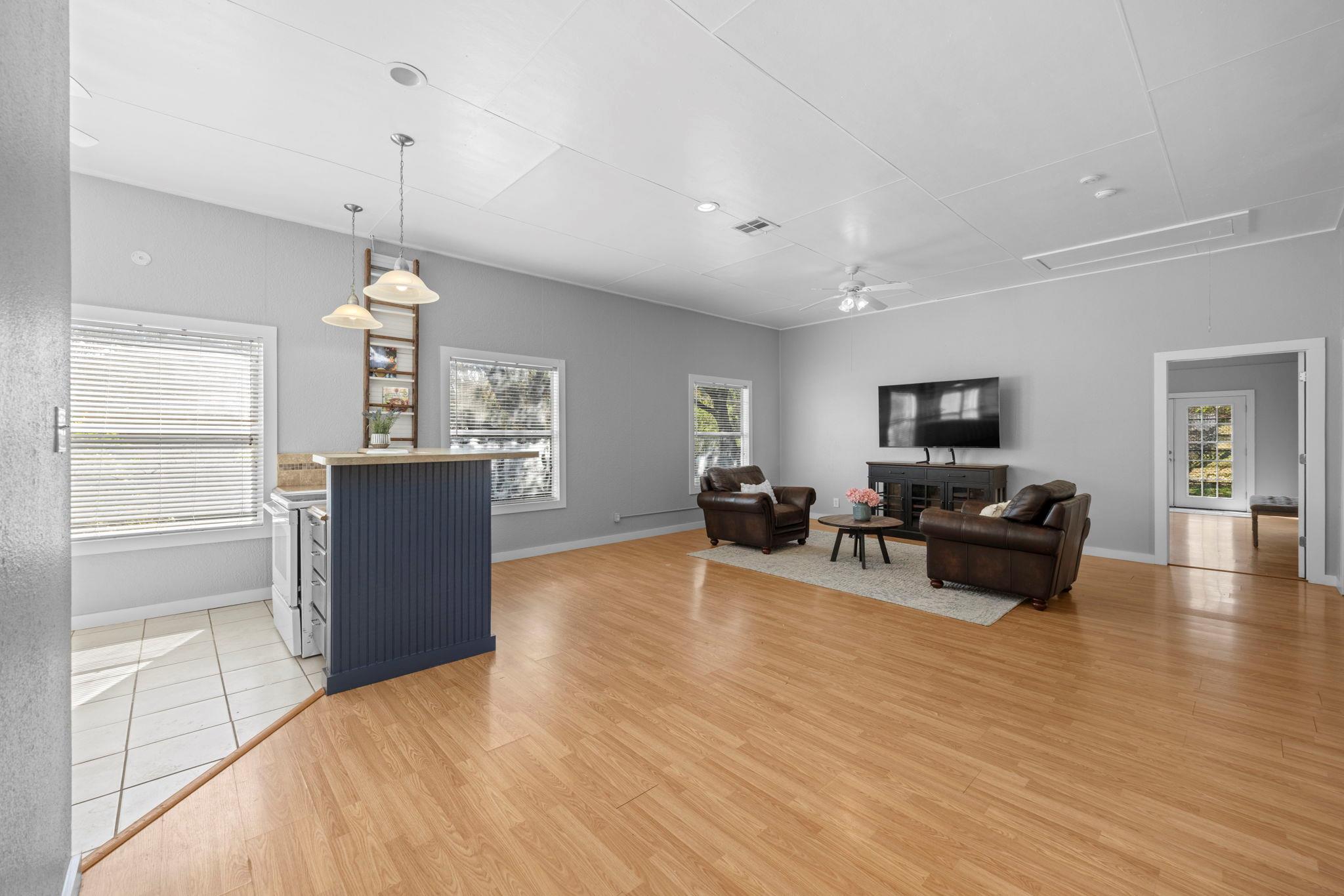 375 Branch Creek Trl, Liberty Hill, TX 78642