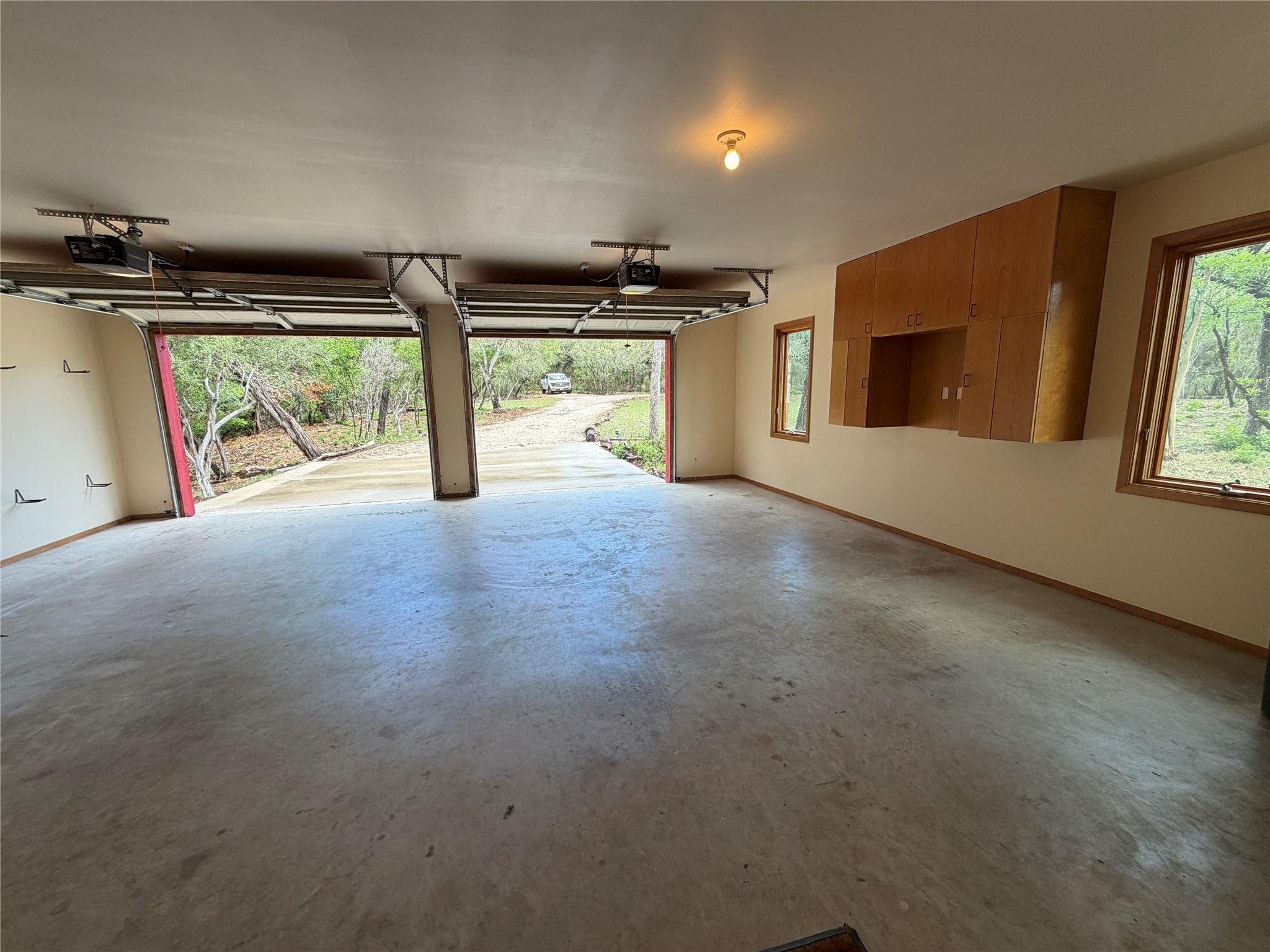 212 Comanche Cp, Kyle, TX 78640