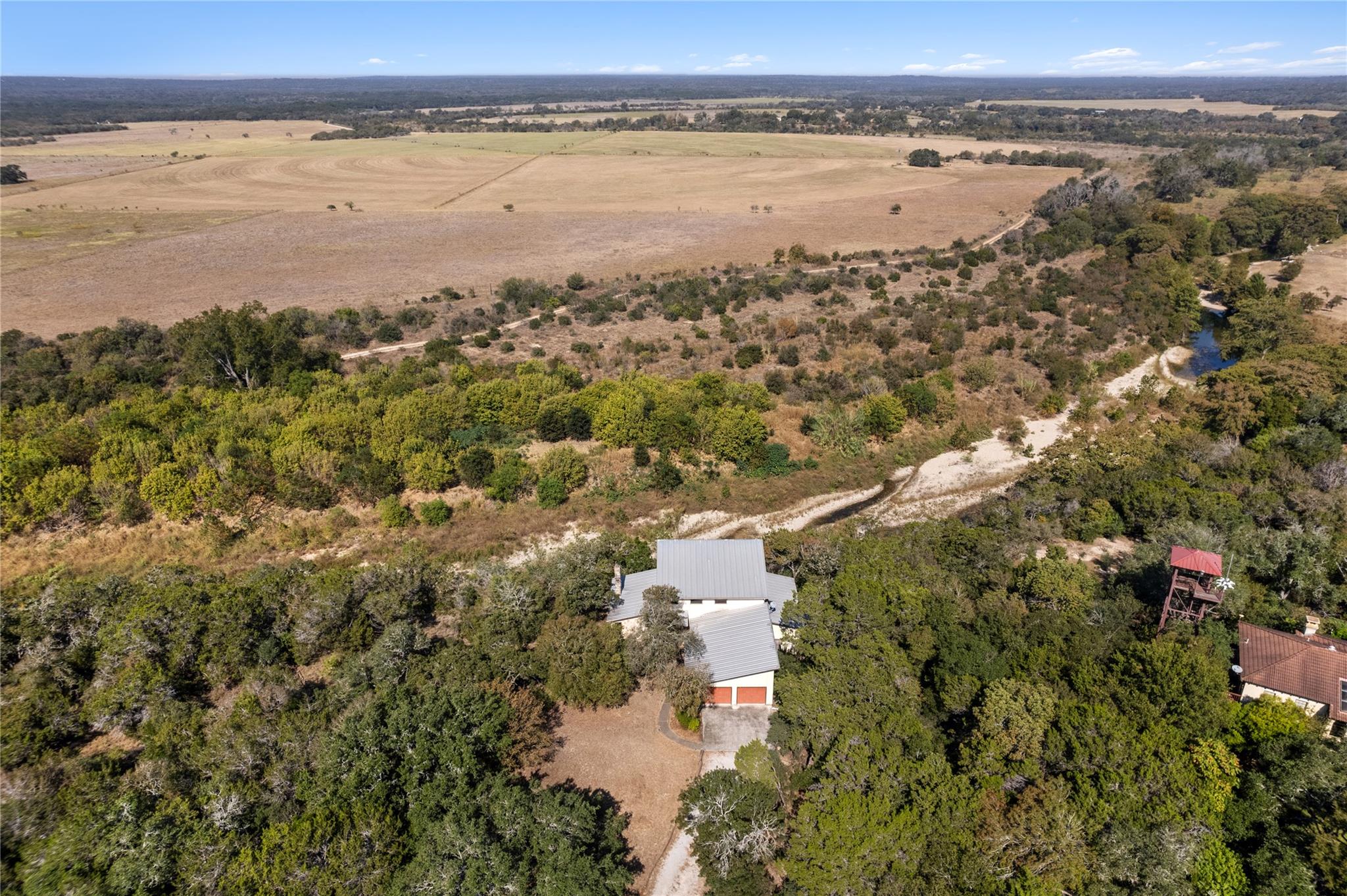 212 Comanche Cp, Kyle, TX 78640