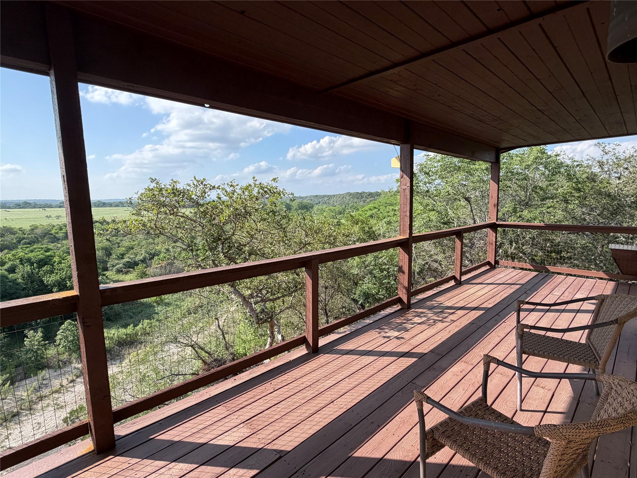 212 Comanche Cp, Kyle, TX 78640