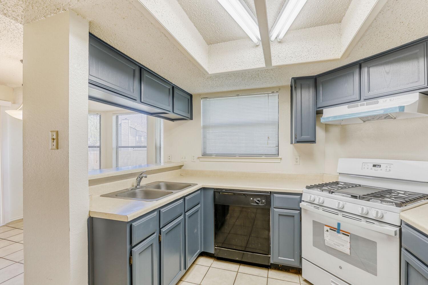 7802B Topawa Cv # B, Austin, TX 78729