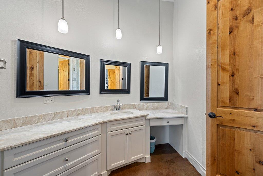 1310 Hurst Holw, Austin, TX 78734