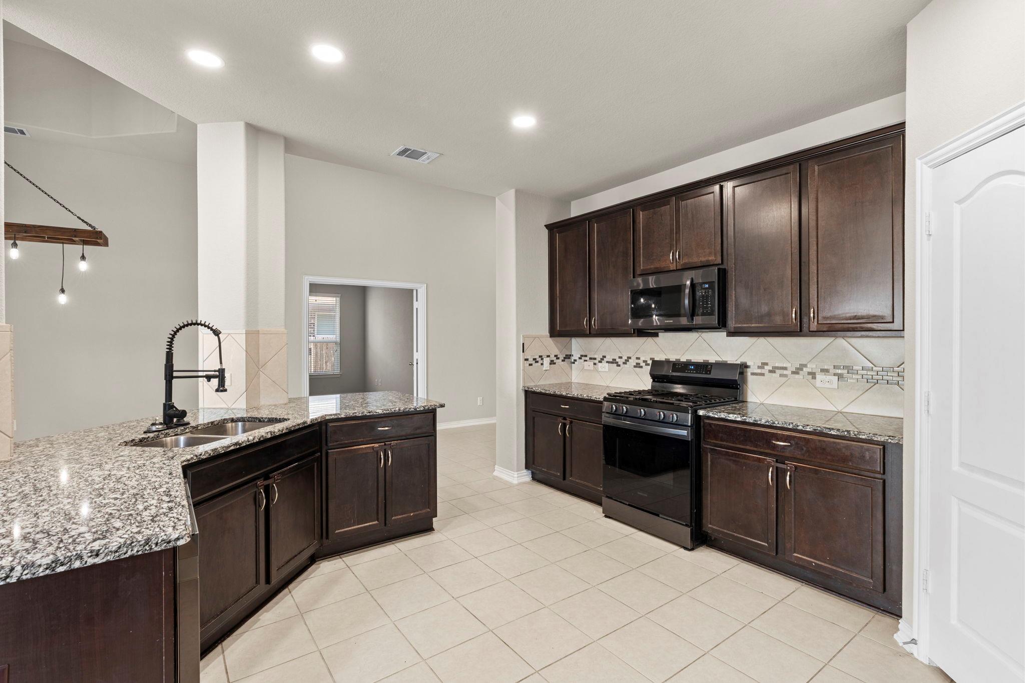 361 Vista Gardens Dr, Buda, TX 78610