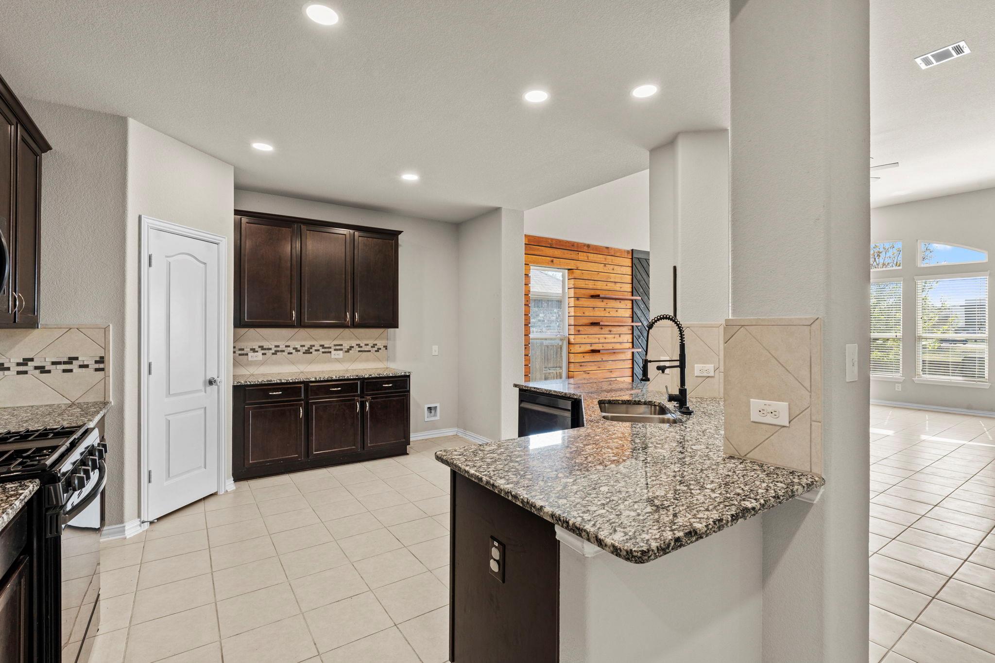 361 Vista Gardens Dr, Buda, TX 78610