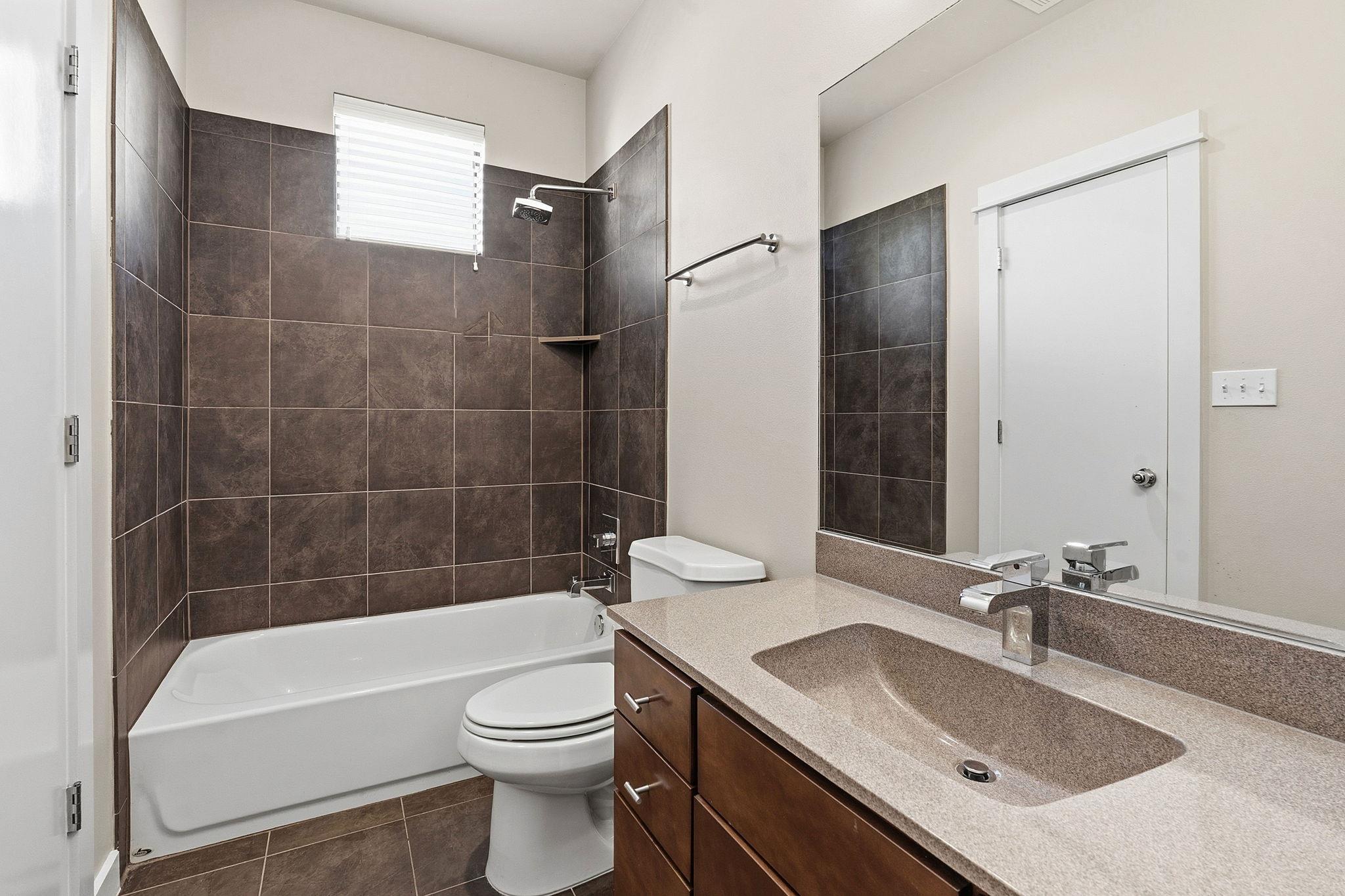 2911 Corbin Ln, Austin, TX 78704