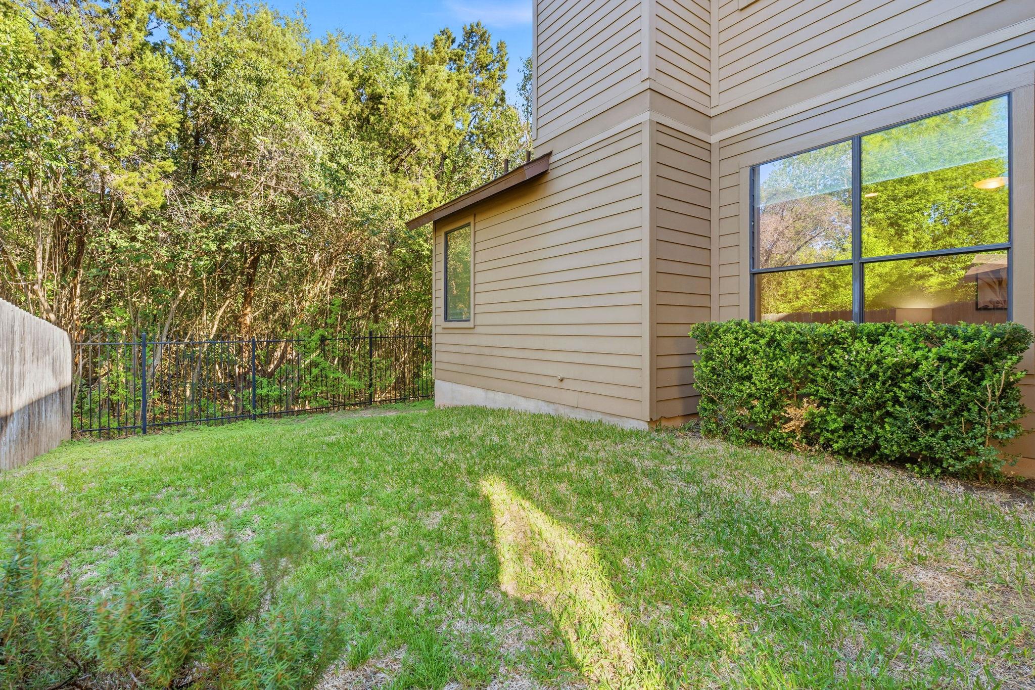 2911 Corbin Ln, Austin, TX 78704