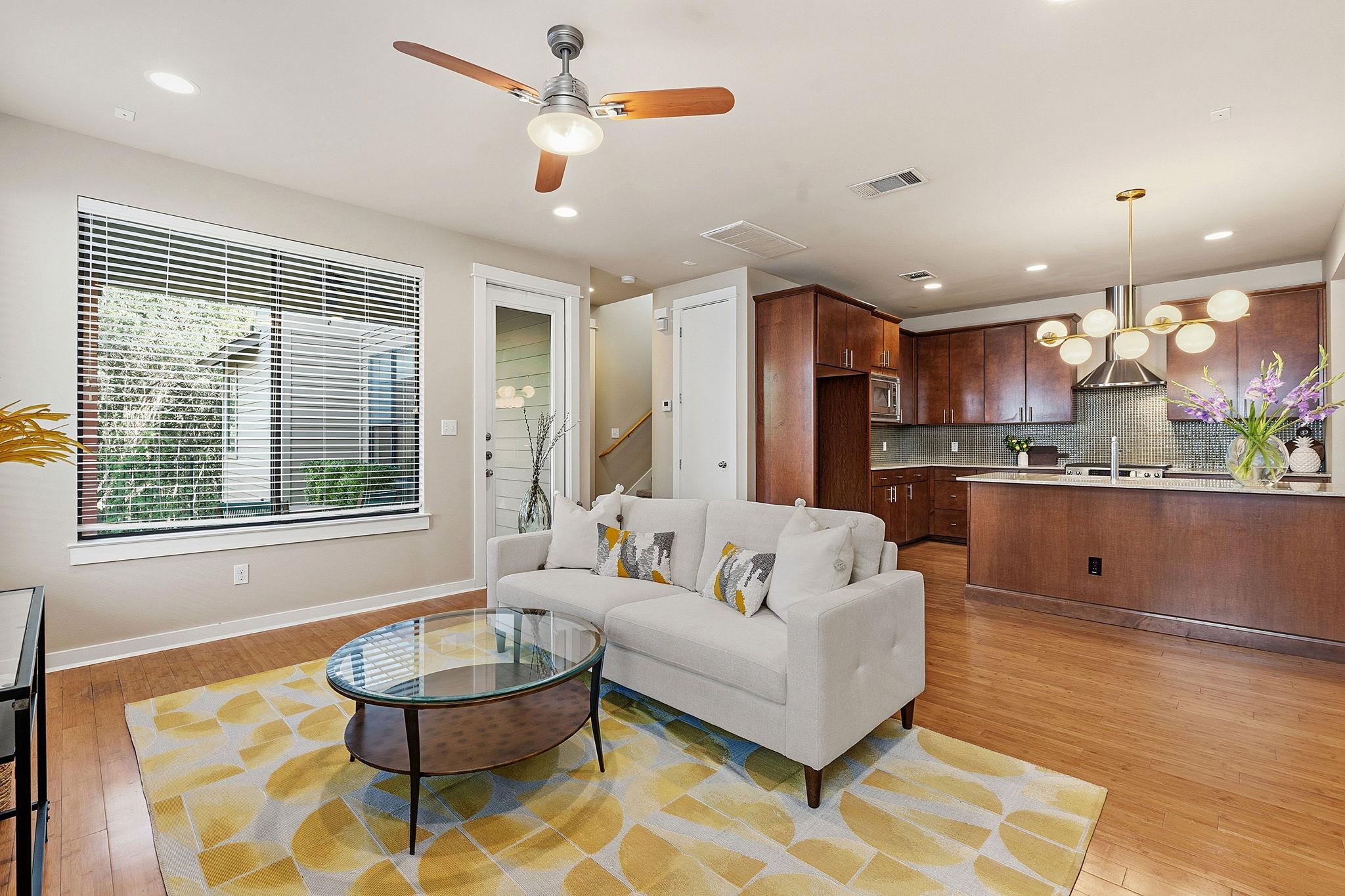 2911 Corbin Ln, Austin, TX 78704