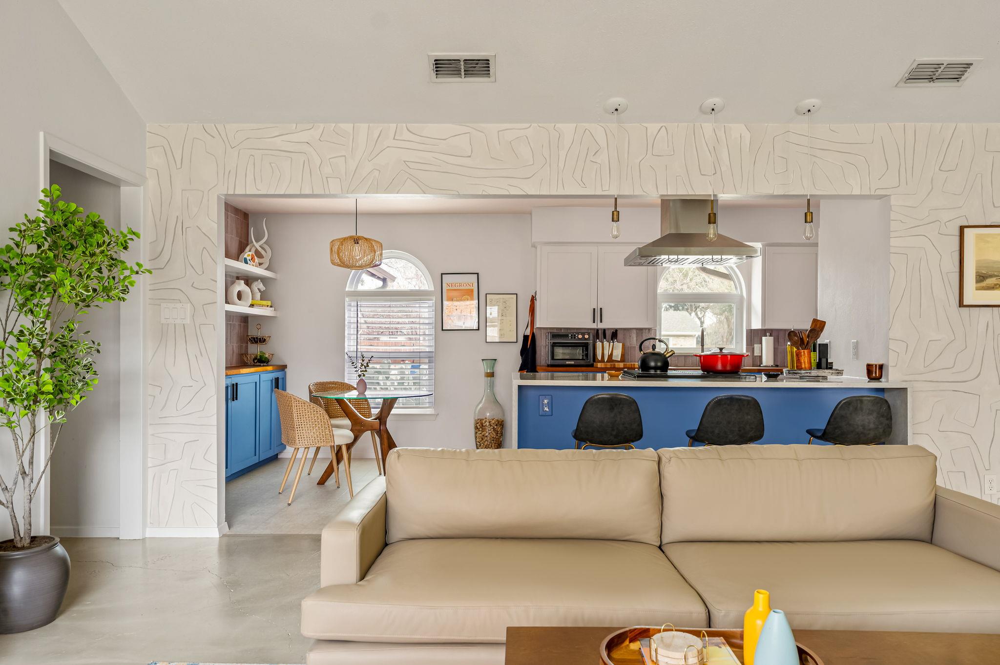 9300 Meadow Vale, Austin, TX 78758