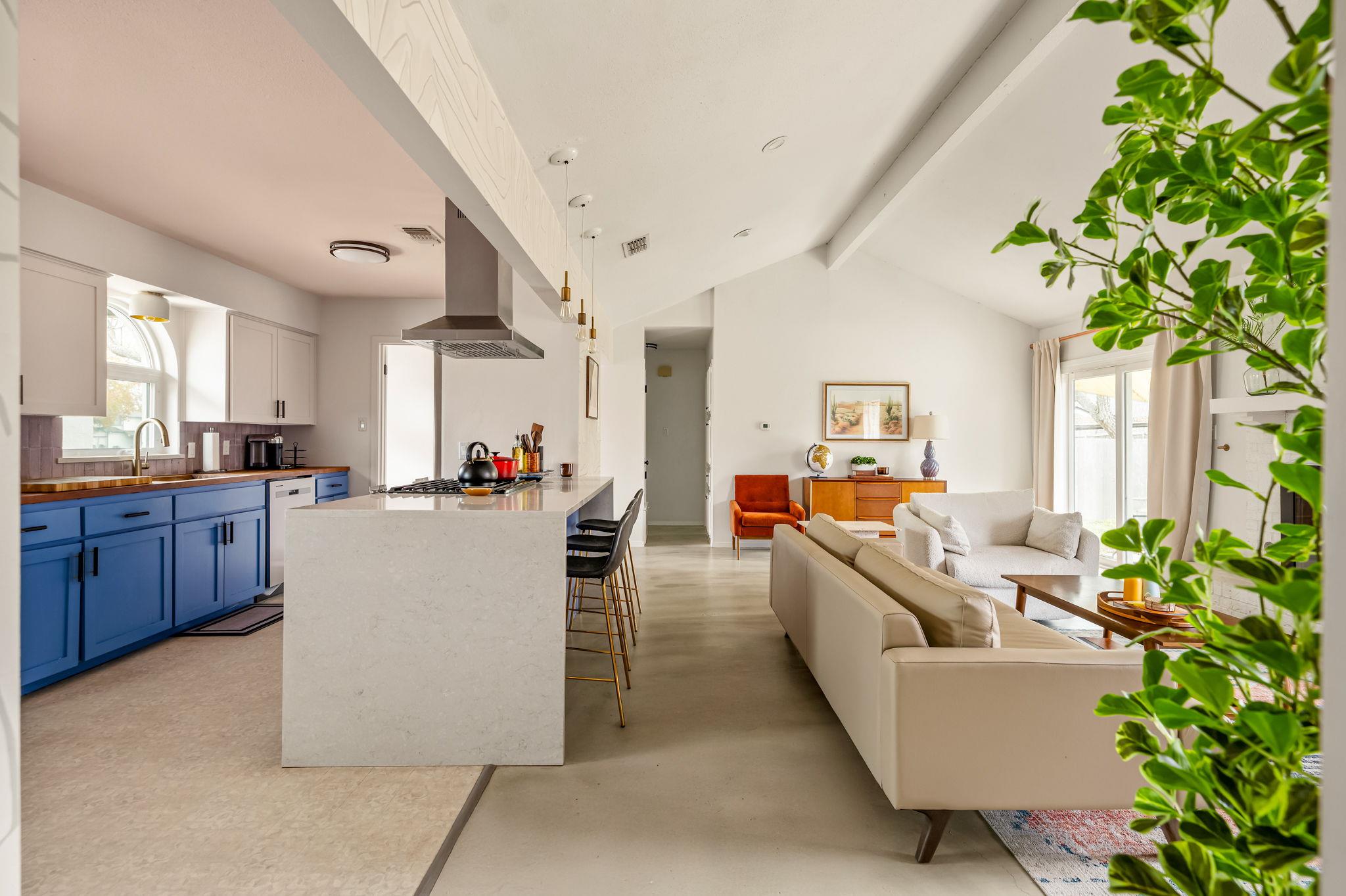 9300 Meadow Vale, Austin, TX 78758