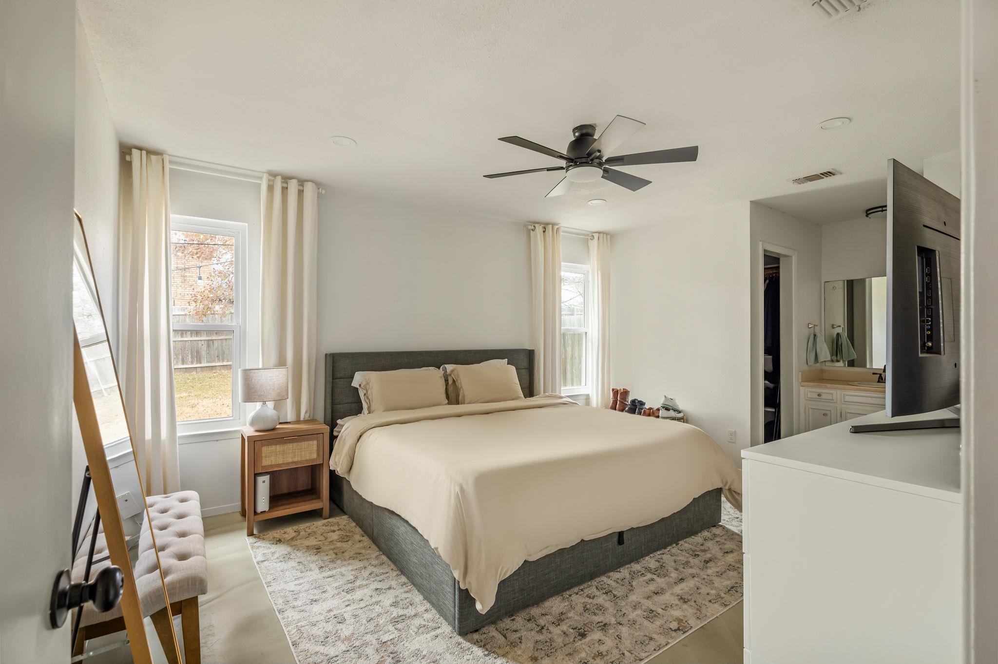 9300 Meadow Vale, Austin, TX 78758