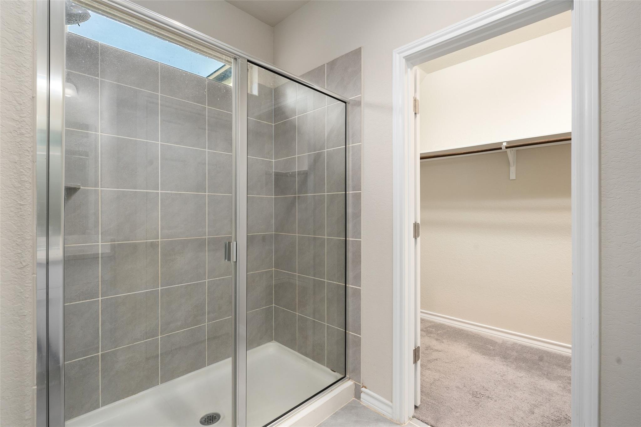 147 Mary Max Cir, San Marcos, TX 78666