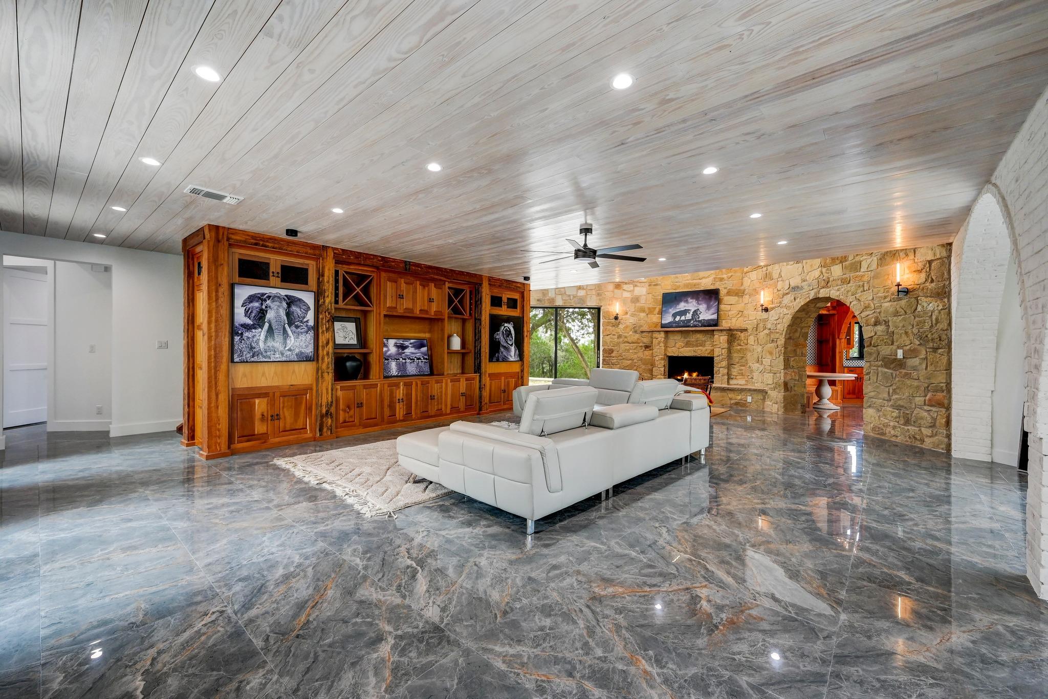 700 Rancho Grande Dr, Wimberley, TX 78676