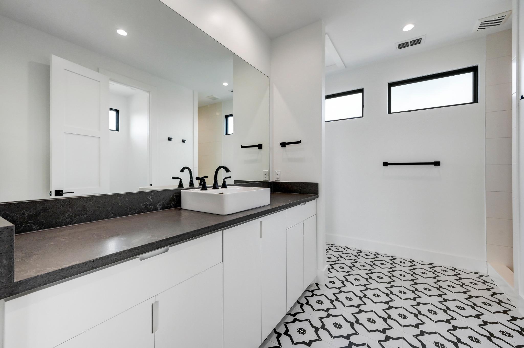 700 Rancho Grande Dr, Wimberley, TX 78676