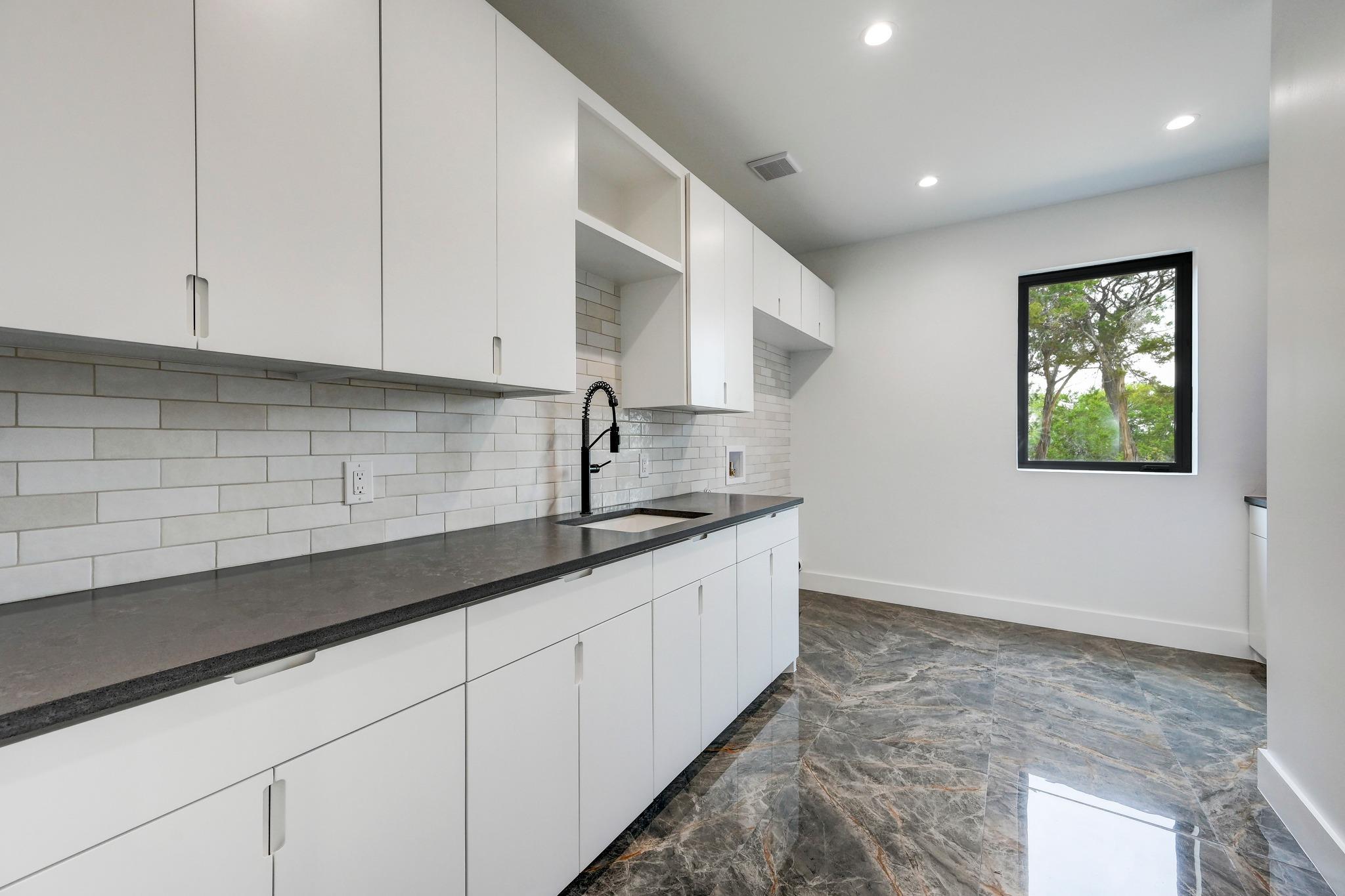 700 Rancho Grande Dr, Wimberley, TX 78676