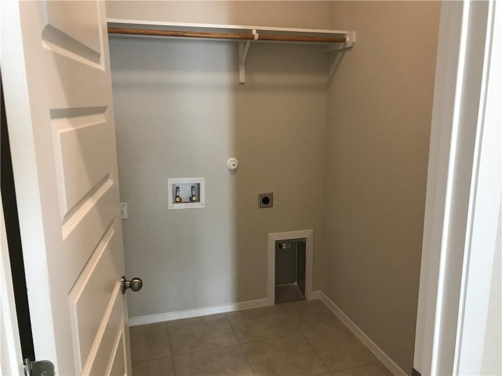 2800 NE Joe Dimaggio Lane St # 99, Round Rock, TX 78665