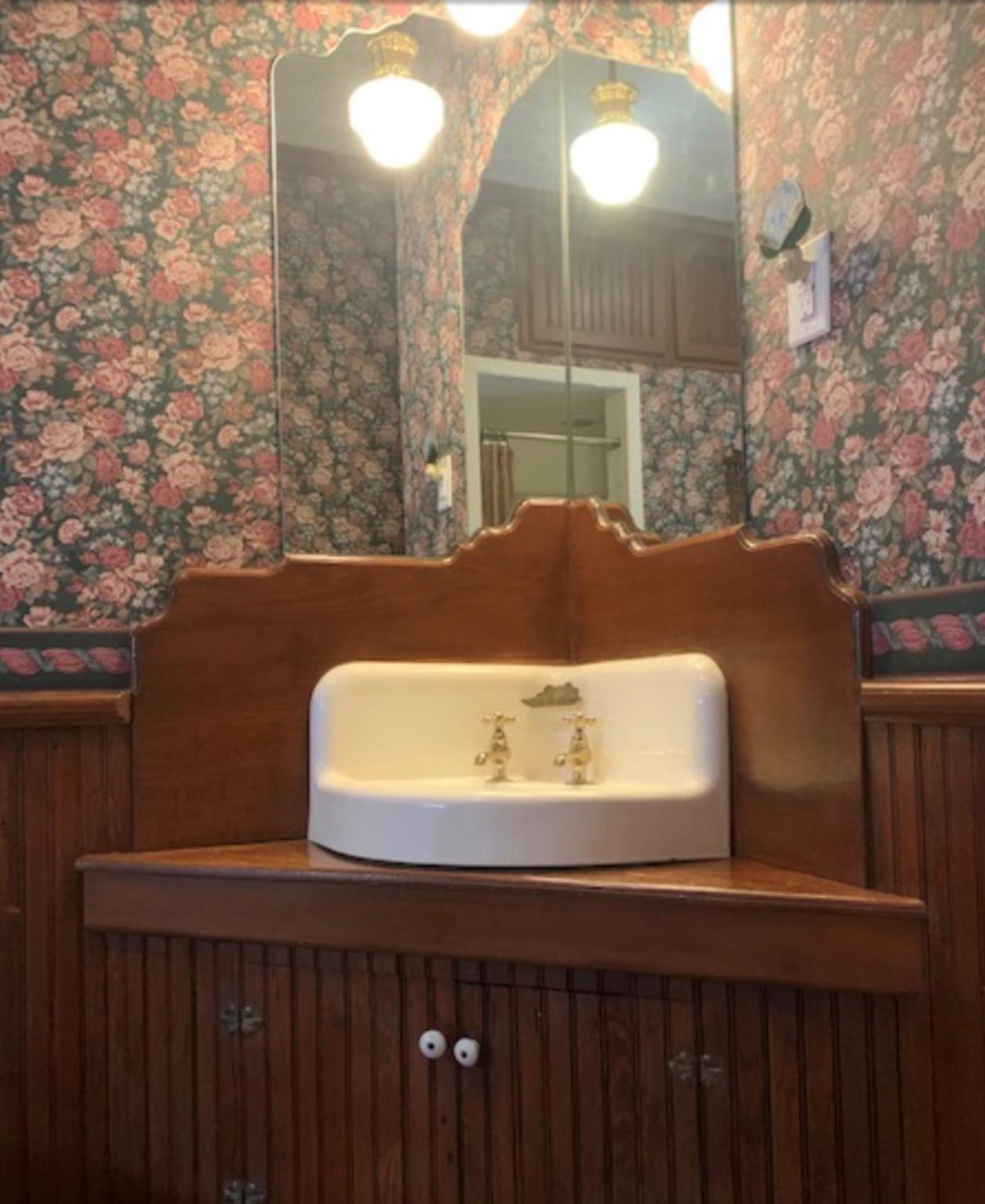 410 Cibilo St, Lockhart, TX 78644