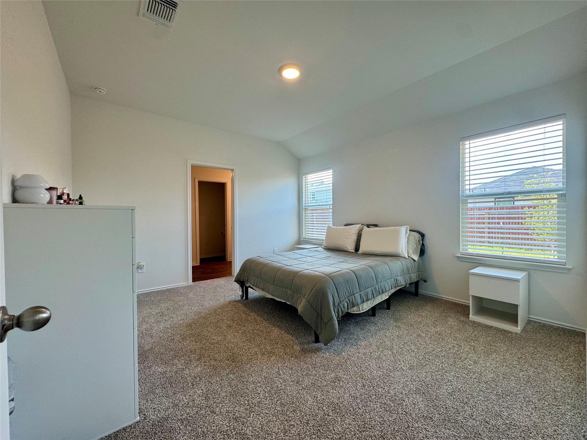 120 Gerasa Dr, Uhland, TX 78640