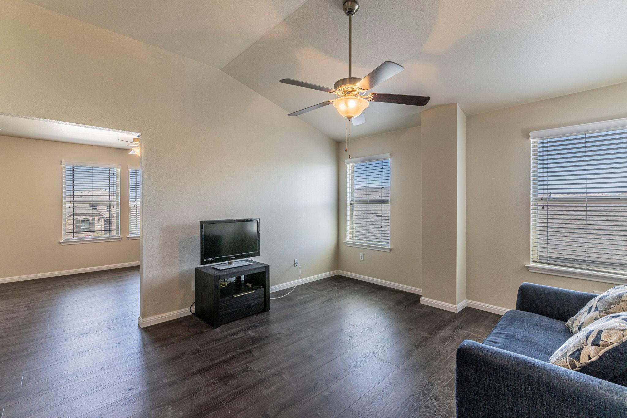 762 Nautical Loop, Kyle, TX 78640