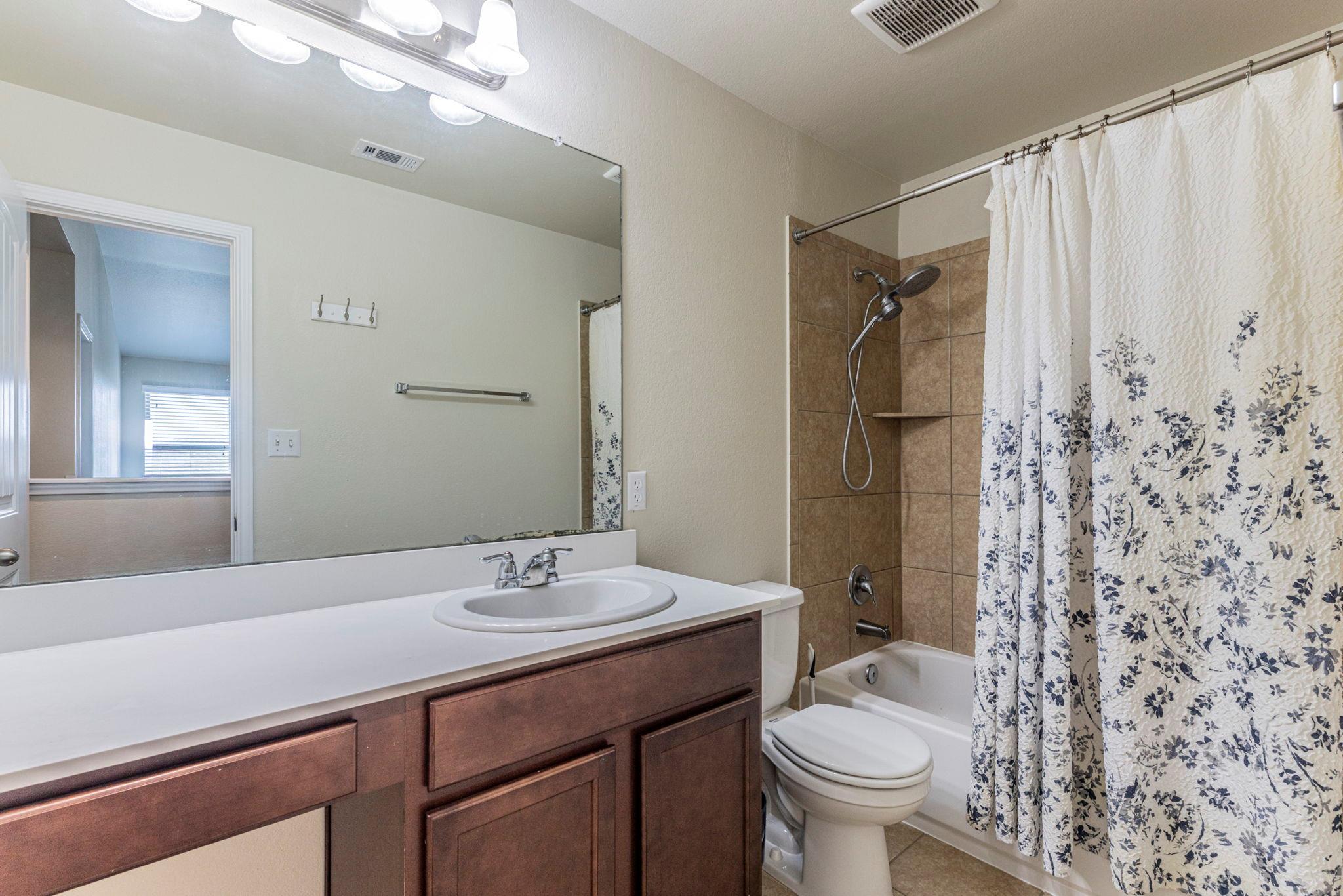 762 Nautical Loop, Kyle, TX 78640