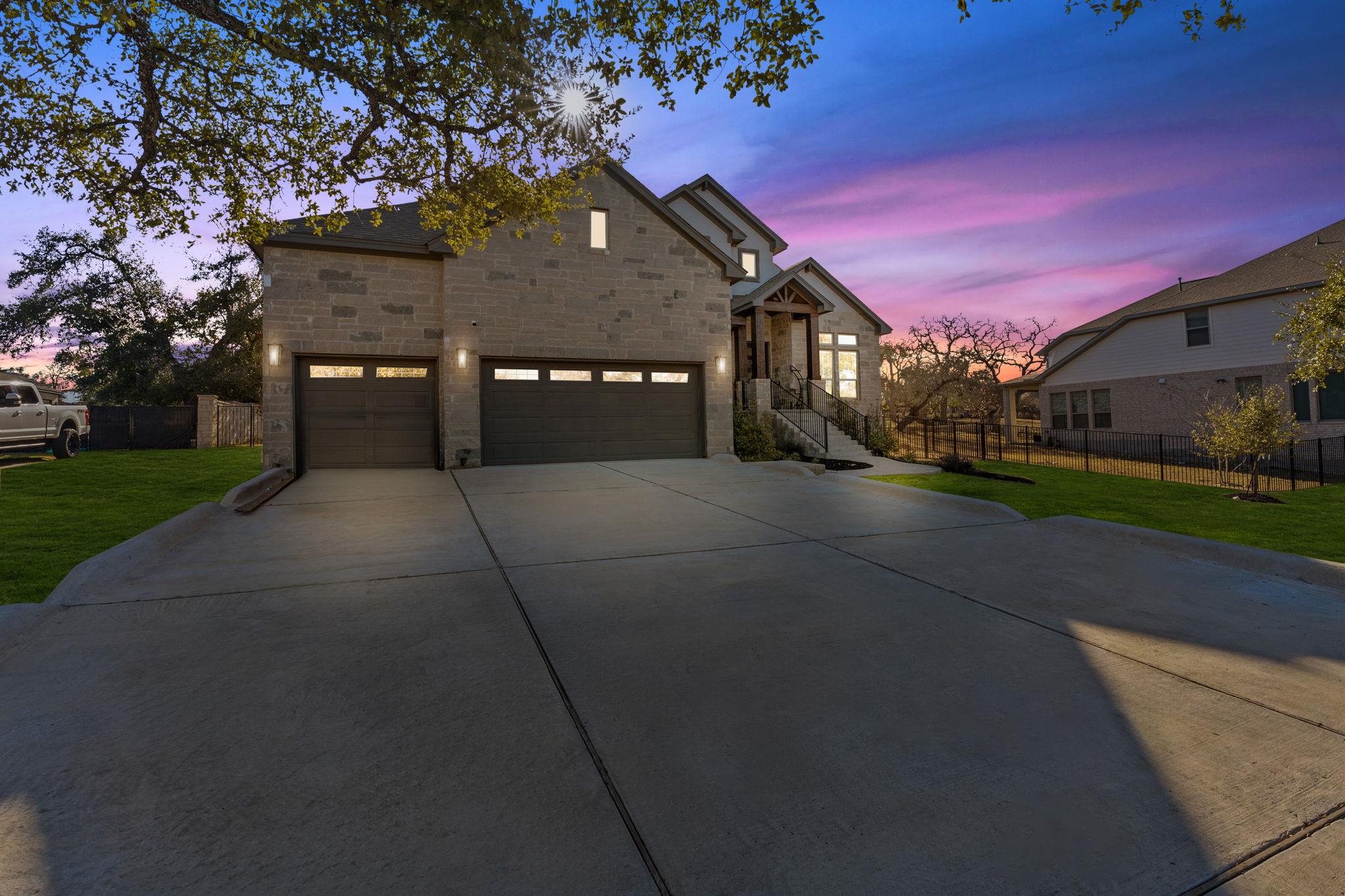 194 Wilderness Cv, Driftwood, TX 78619