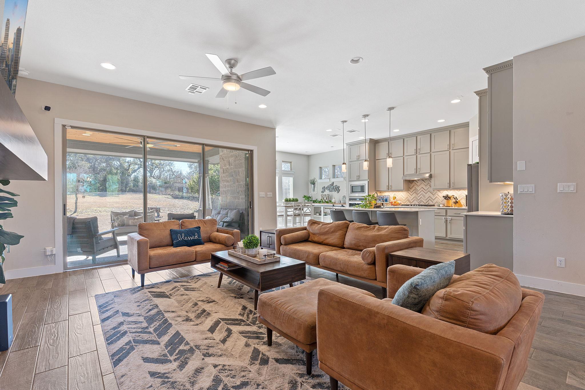 194 Wilderness Cv, Driftwood, TX 78619