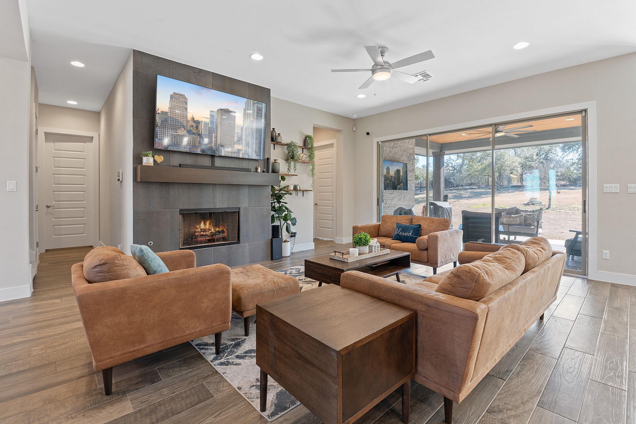 194 Wilderness Cv, Driftwood, TX 78619