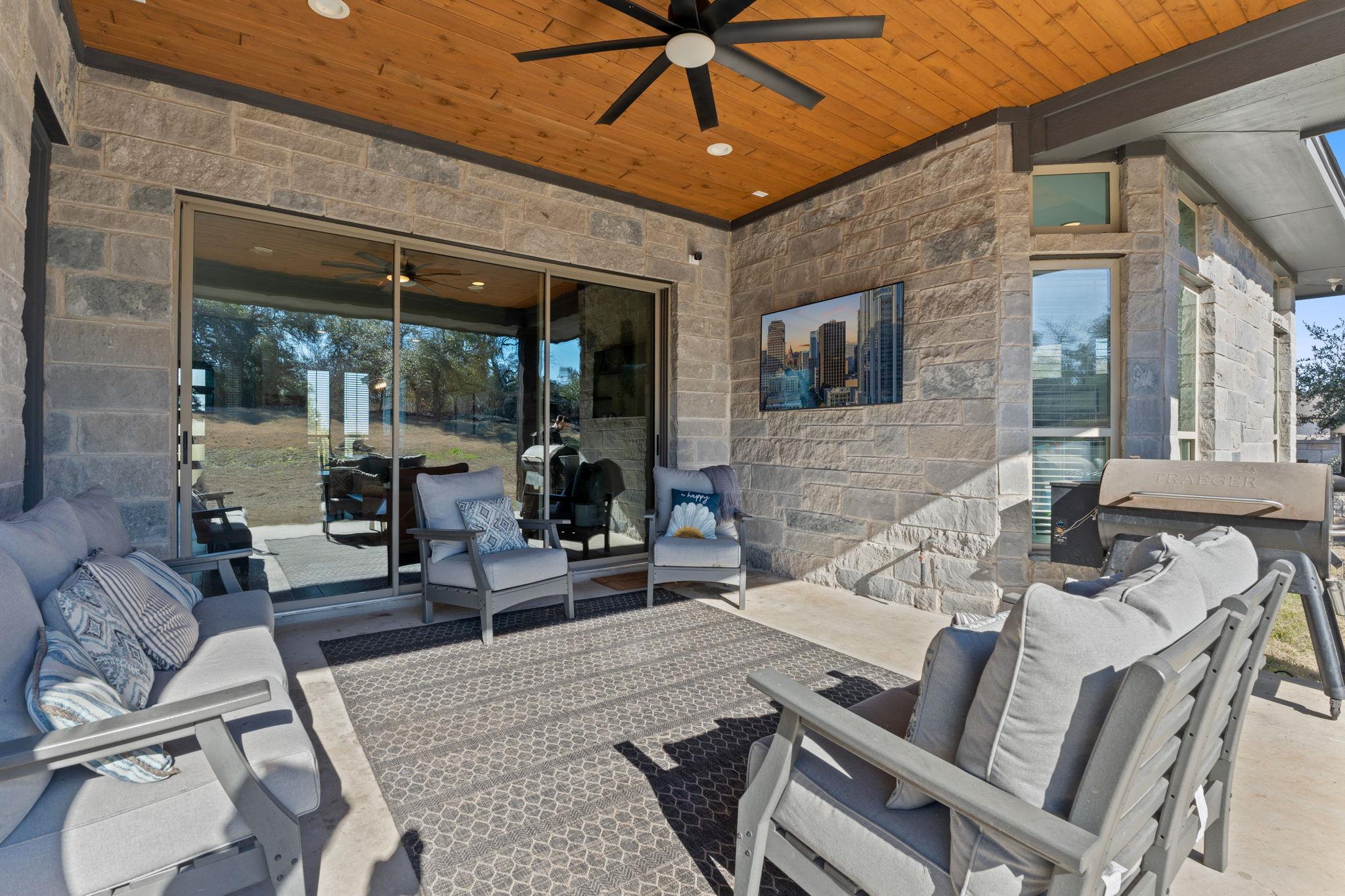 194 Wilderness Cv, Driftwood, TX 78619