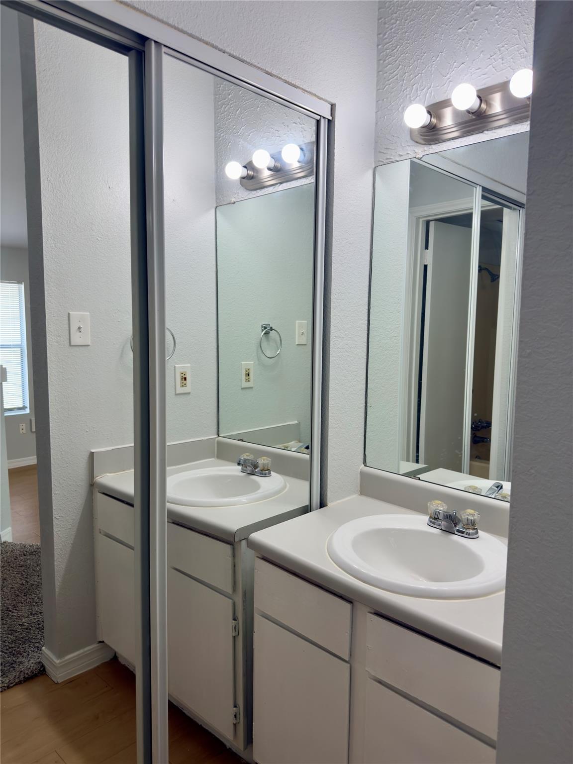 513 South Park Dr # 301, Austin, TX 78704