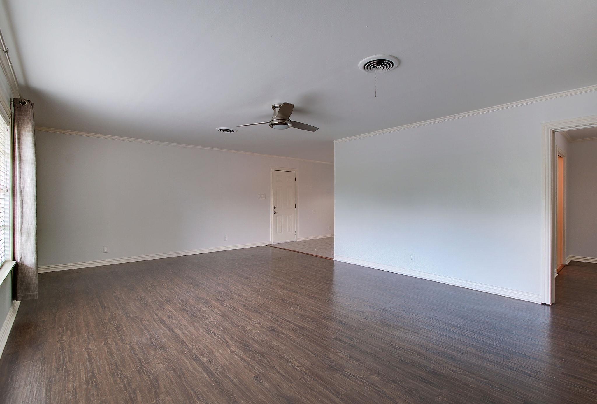 1304 Loma Dr, Austin, TX 78741