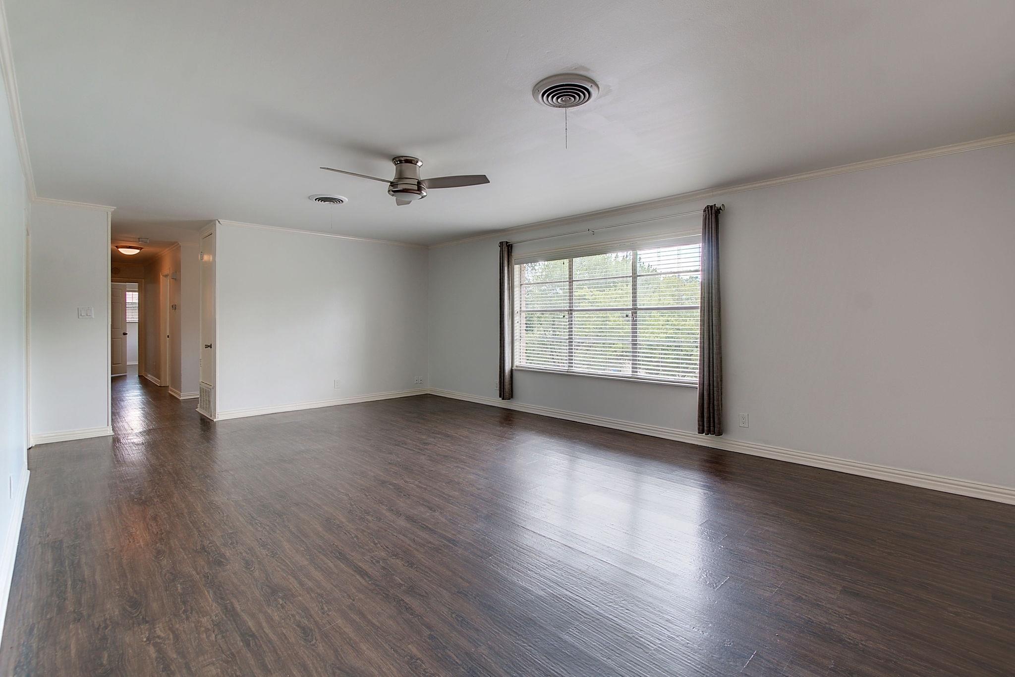 1304 Loma Dr, Austin, TX 78741