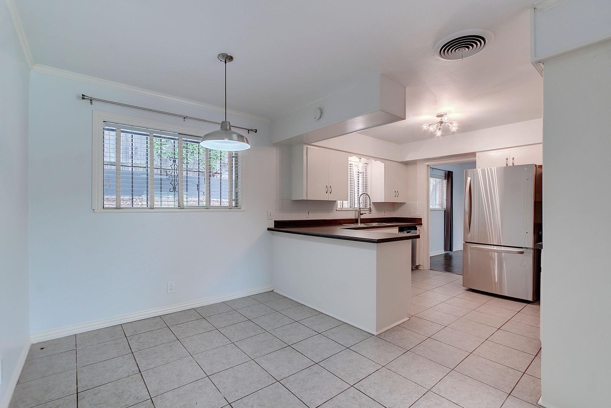 1304 Loma Dr, Austin, TX 78741